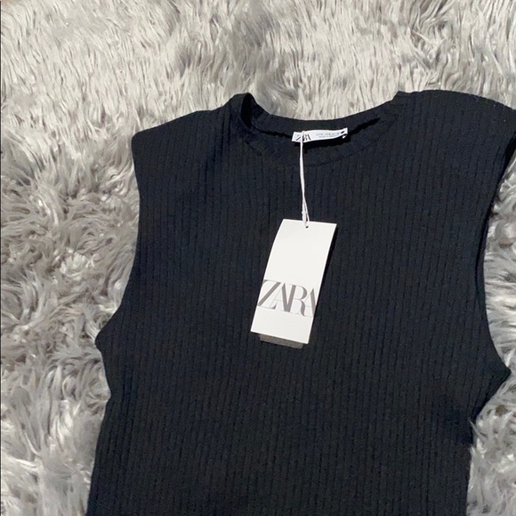 Zara Ribbed Shoulder Pad Dress - Picture 5 of 11